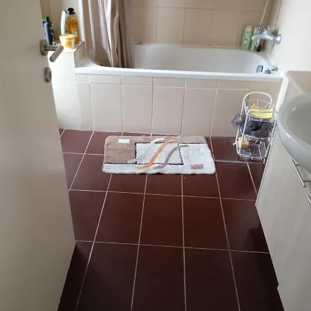 Séjour chez l'habitant 1 *